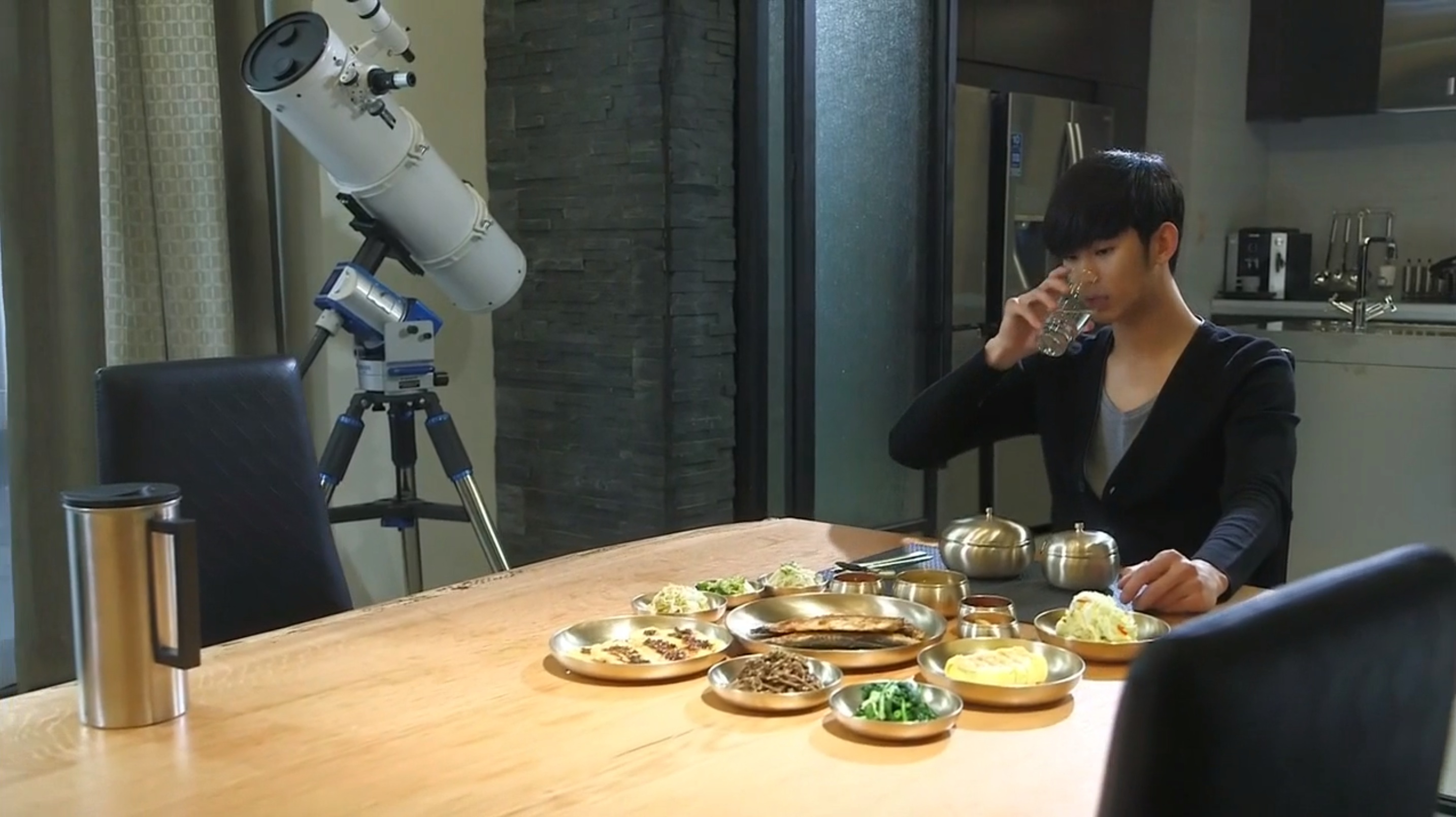 [Recap] "Man from the Stars" Hits the Right Notes in Episodes 1 & 2