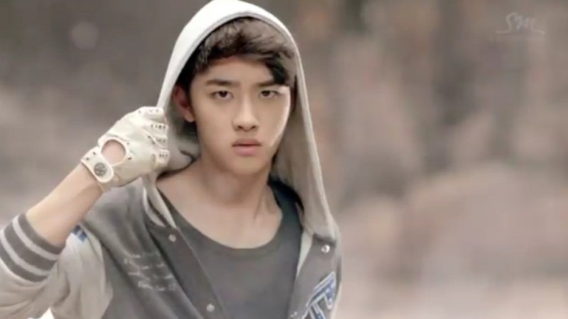 Sasaeng Fan Sells EXO Members’ Underwear Sasaeng Fan Sells EXO Members’ Underwear