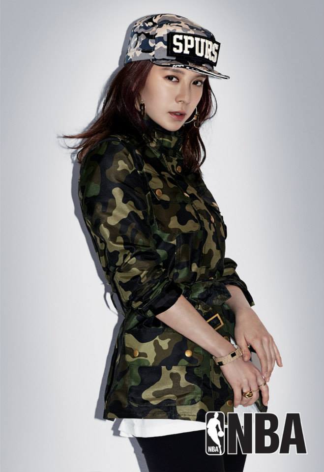 "Running Man" Song Ji Hyo Rocks Sexy Sporty with Attitude
