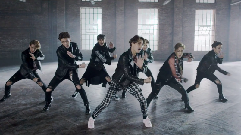 EXO’s “Call Me Baby” MV Reaches 100 Million Views EXO’s “Call Me Baby” MV Reaches 100 Million Views