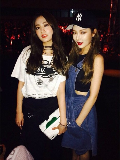 hyuna-and-nana.jpg