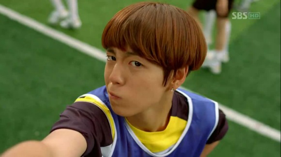 A Selca from To The Beautiful You
