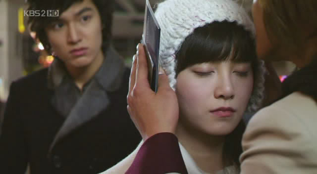 Boys over Flowers forehead kiss
