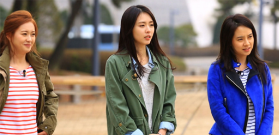 Actresses Lee Yeon Hee and Go Ara Appear on “Running Man” | Soompi