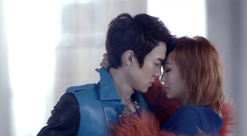 That way but love. That way but love. That way but love. Путь любви городской пары постер. Janet jackson that's the way love goes.