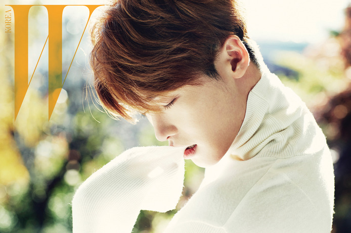 Lee Jong Suk Lays Topless in Bed for "W Korea"  Soompi