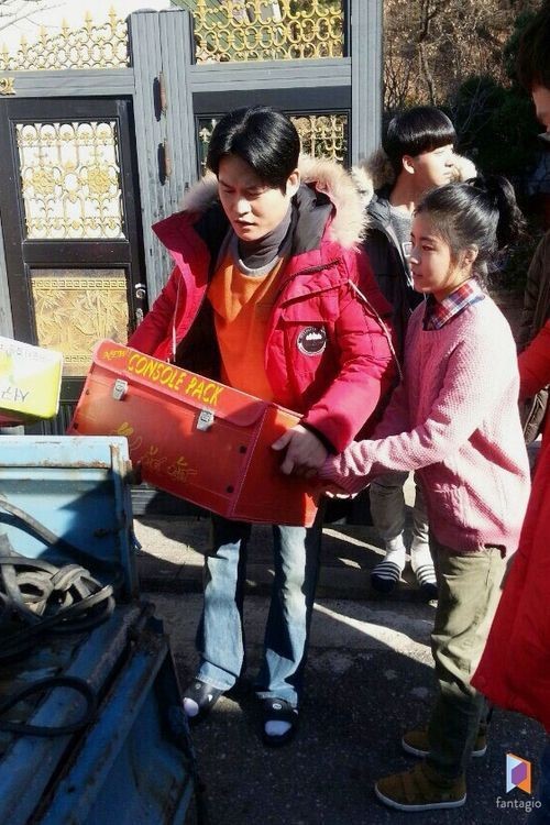 "Reply 1994" Sam Chun Po Shows Manners Toward Yoon Jin ...
