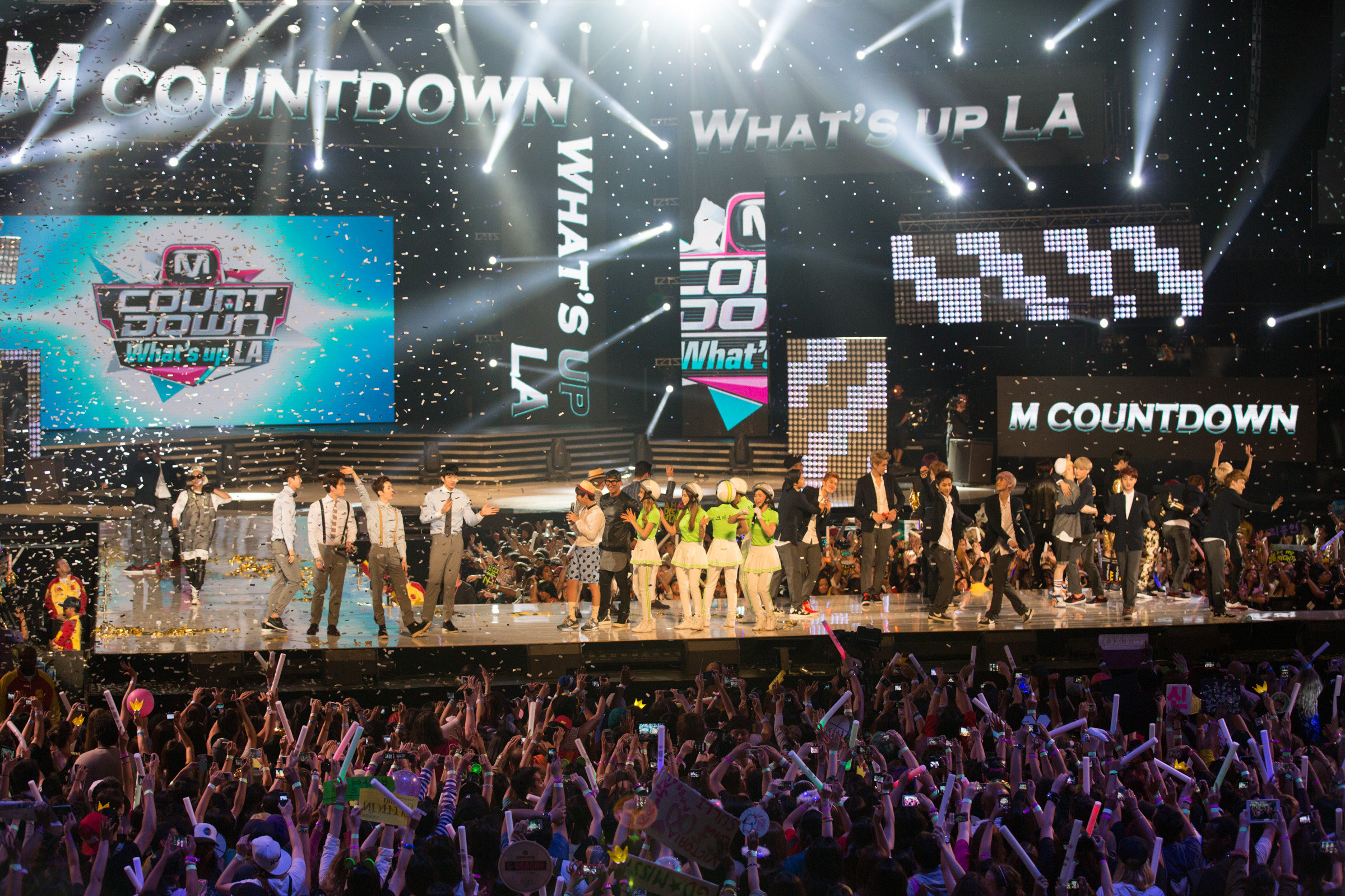 KCON