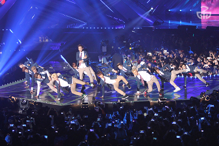 EXO dances on the main stage at last year's Melon Music Awards.
