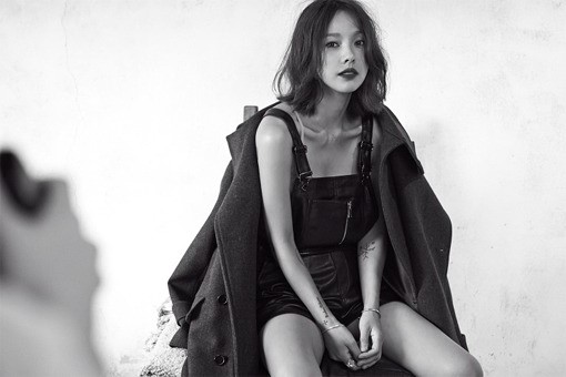 Lee Hyori Reveals Black and White BTS Pictures From Latest  Lee Hyori Reveals Black and White BTS Pictures From Latest