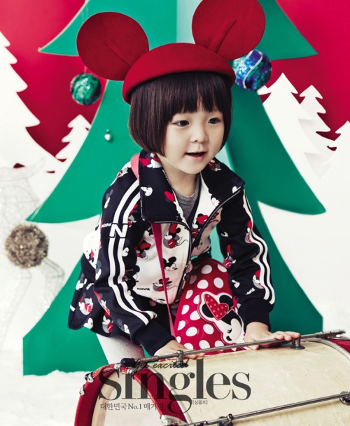 Chu Sarang Gets into the Holiday Season for Singles Magazine Soompi