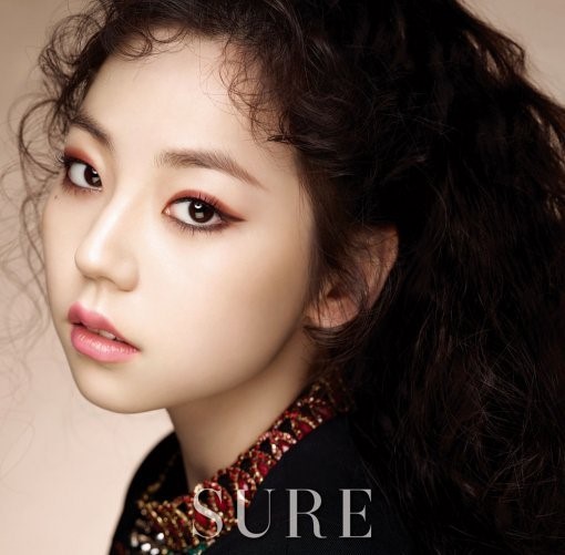 ahn sohee sports striking eye makeup latest photo shoot ahn sohee sports striking eye makeup latest photo shoot