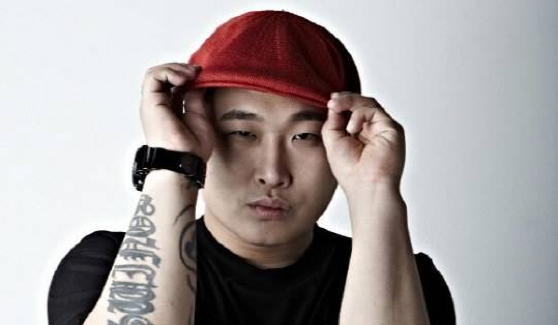 Swings Rapper Swings Rapper
