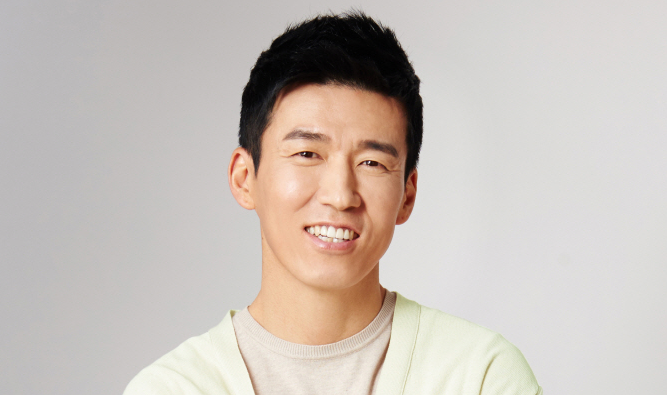 https://1.soompi.io/wp-content/uploads/2015/10/sean-jinusean.png
